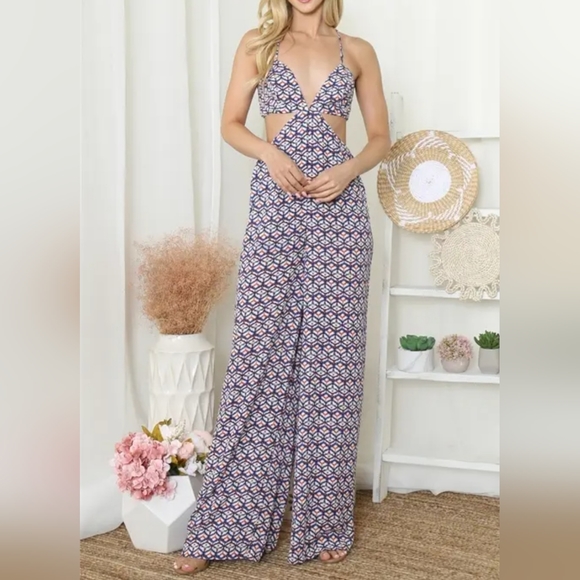 #298 🛑S,L Wide Leg Spaghetti Strap Plunging Neckline Jumpsuit - Picture 1 of 6